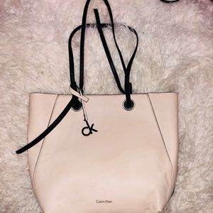 Calvin Klein Shoulder Bag